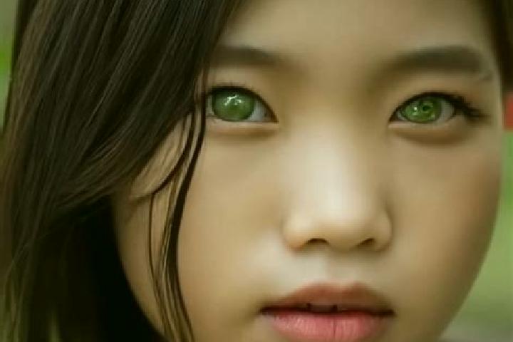 Alice, 28, a black green-eyed asian companion based in Pozzaglio ed Uniti. Offering 69, Striptease, BDSM, Duos. Available for incall and outcall, overnight b...
