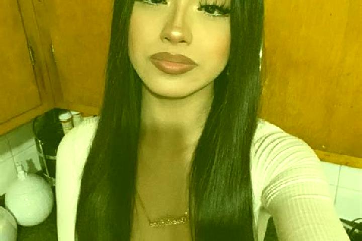 Alice, 28, a black grey-eyed latina companion based in Tutaza. Offering CIM, GFE, Dinner Date, BDSM, OWO. Available for incall and outcall, day and evening d...