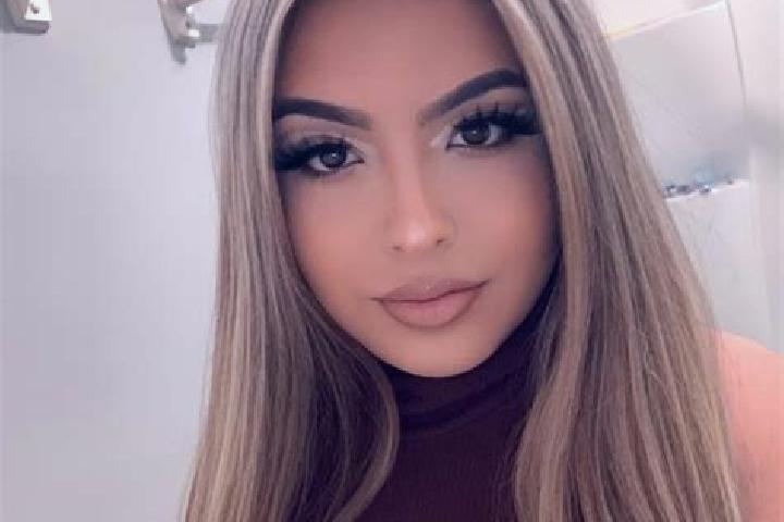 Alice, 28, a blonde grey-eyed latina companion based in Saota-Sokoro. Offering OWO, Tantra, Fetish, Couples. Available for incall and outcall, overnight book...