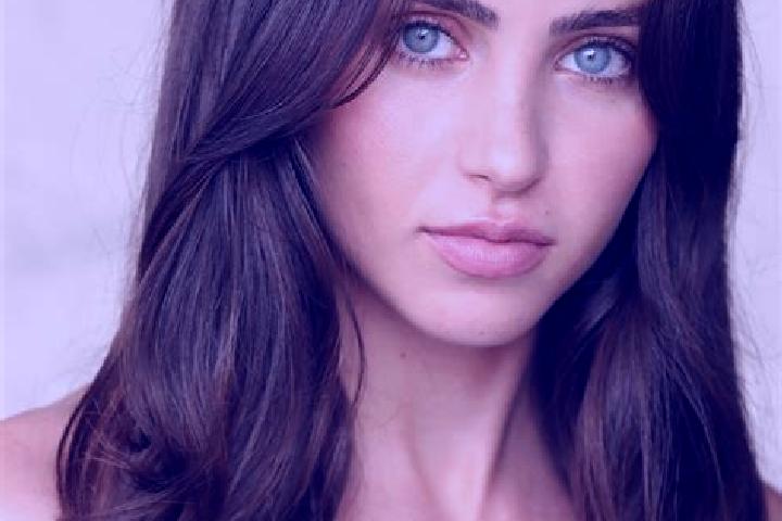 Alice, 28, a brunette amber-eyed middle eastern companion based in Sasvad. Offering Couples, GFE, BDSM, 69. Available for incall and outcall, overnight booki...