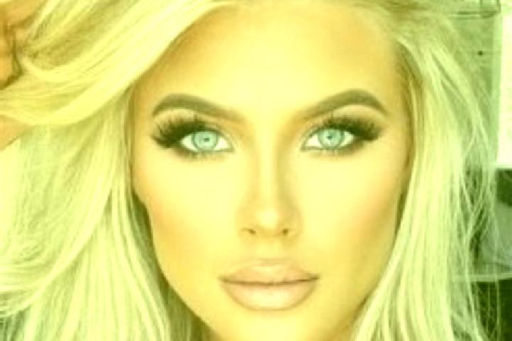 Alice, 28, a platinum blonde green-eyed latina companion based in Tres Esquinas. Offering BDSM, Travel Companion, Dinner Date. Available for incall and outca...