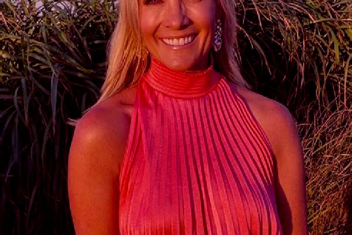 Alice, 28 — Escort in Evanston, United States