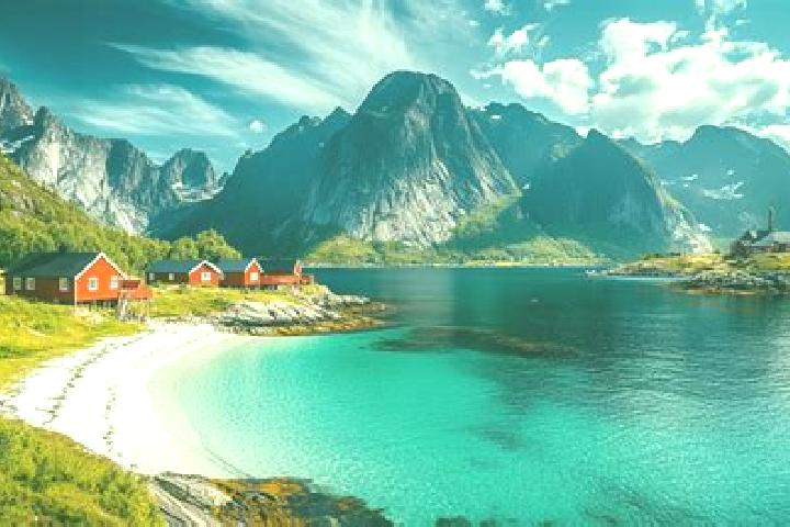 Alice, 28 — Escort in Surnadal, Norway