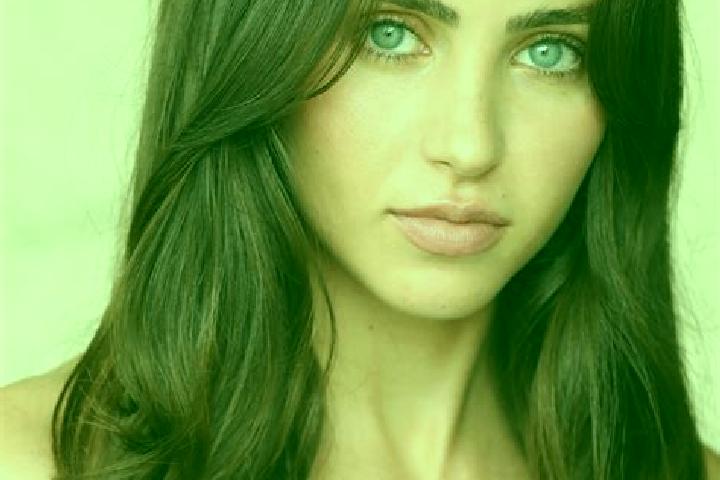 Alice, 29, a brunette brown-eyed latina companion based in Karako. Offering Erotic Massage, 69, Travel Companion, Girlfriend Experience. Available for incall...
