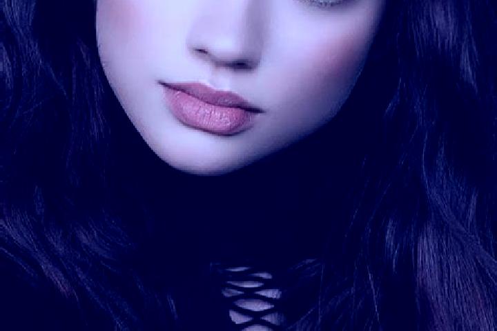 Alice, 29, a brunette dark-eyed european companion based in Utinga. Offering Erotic Massage, Travel Companion, Prostate Massage. Available for incall and out...