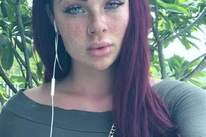 Alice, 29, a red dark-eyed middle eastern companion based in San Lorenzo di Sebato. Offering Domination, Couples, 69, Massage. Available for incall and outca...