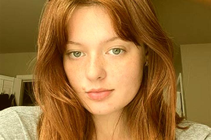 Alice, 29, a red grey-eyed mixed companion based in Bad Gams. Offering Prostate Massage, Tantra. Available for incall and outcall, overnight bookings available.
