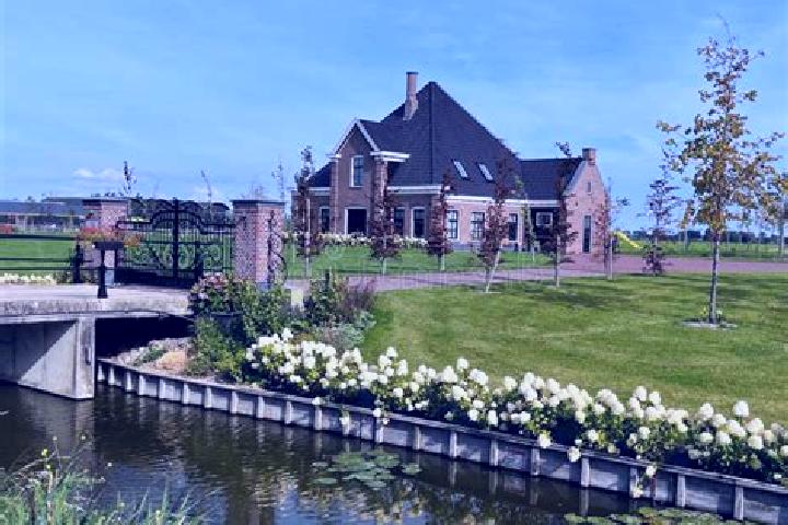 Alice, 29 — Escort in Berkhout, Netherlands