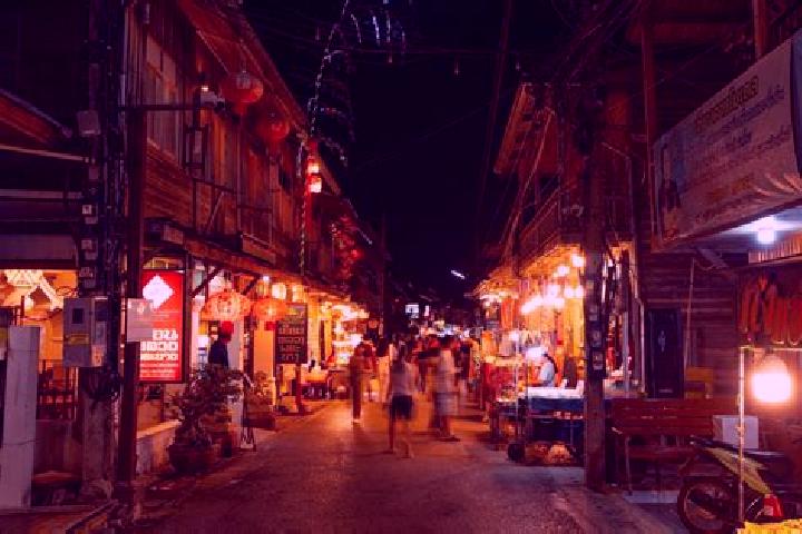 Alice, 29 — Escort in Chiang Khan, Thailand