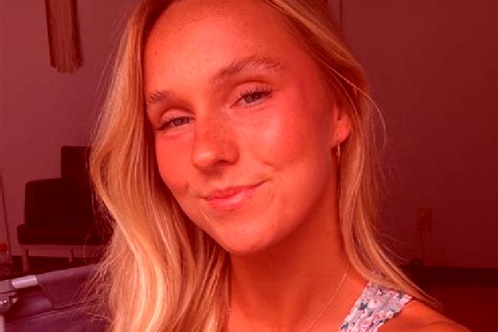 Alice, 29 — Escort in Pikeville, United States