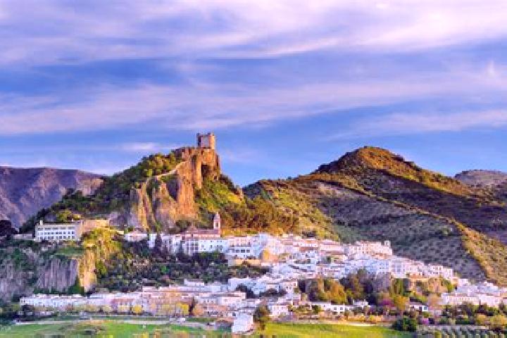 Alice, 29 — Escort in Regumiel de la Sierra, Spain