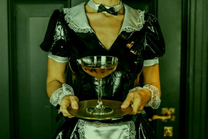 Alice, 30, a black brown-eyed caucasian companion based in Neuenrade. Offering BDSM, Roleplay, Tantra. Available for incall and outcall, day and evening dates.