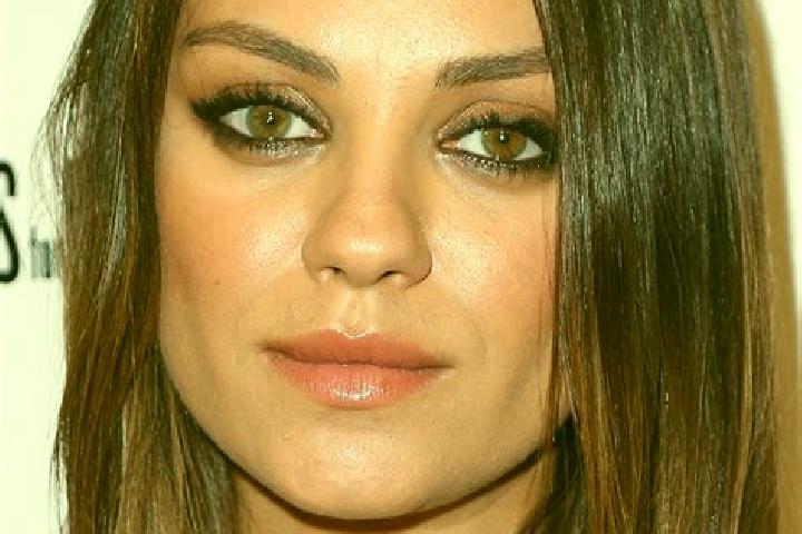 Alice, 30, a black hazel-eyed indian companion based in Riesci. Offering Duos, A-Level, BDSM. Available for incall and outcall, day and evening dates.