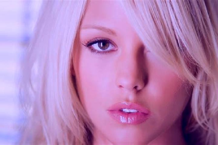 Alice, 30, a blonde brown-eyed mixed companion based in Roccastrada. Offering Prostate Massage, Striptease, A-Level. Available for incall and outcall, overni...