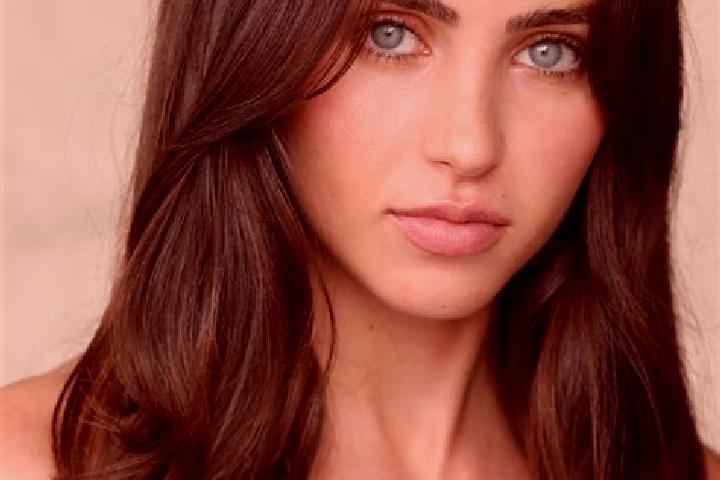 Alice, 30, a brunette brown-eyed indian companion based in Uckington. Offering Massage, Tantra, Domination, Couples, Travel Companion. Available for incall a...