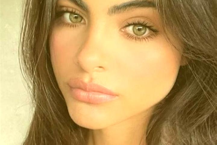 Alice, 30, a brunette dark-eyed latina companion based in Onhaye. Offering OWO, CIM, Deep French Kissing, 69. Available for incall and outcall, overnight boo...