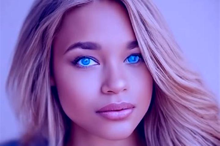 Alice, 30, a chestnut blue-eyed latina companion based in Inchy. Offering Roleplay, Deep French Kissing, Travel Companion, Massage, Domination. Available for...