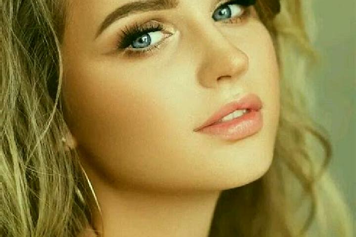 Alice, 30, a dark blonde blue-eyed ebony companion based in Genoelselderen. Offering Tantra, Overnight, Girlfriend Experience, A-Level. Available for incall ...