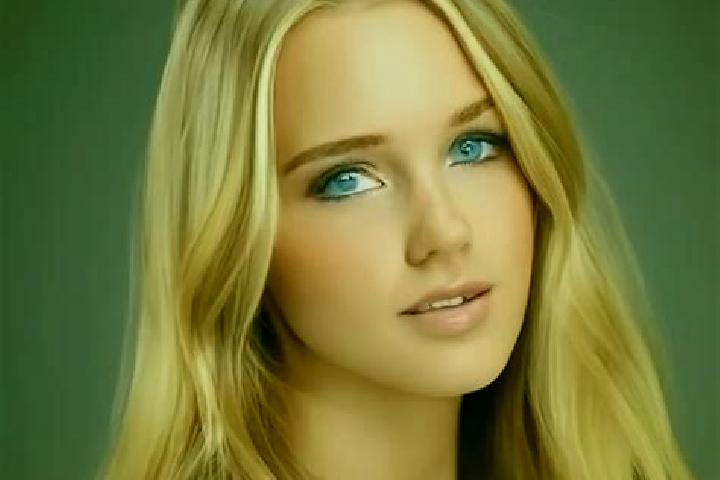Alice, 30, a red blue-eyed slavic companion based in Sirna. Offering Overnight, Girlfriend Experience, Travel Companion, GFE. Available for incall and outcal...