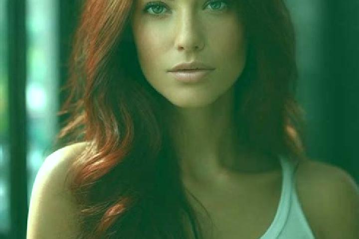 Alice, 30, a red hazel-eyed caucasian companion based in Stra. Offering Party Girl, Dinner Date, Erotic Massage, OWO. Available for incall and outcall, overn...