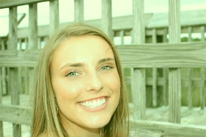 Alice, 30 — Escort in Belhaven, United States