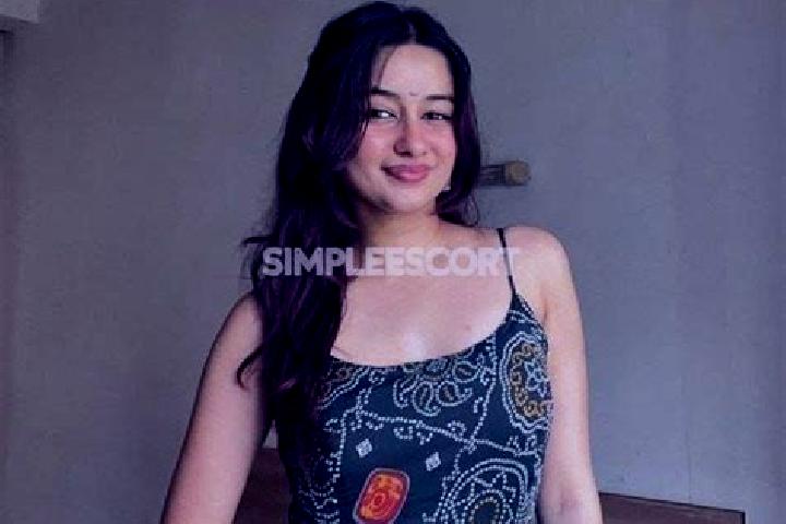 Alice, 30 — Escort in Chomon, India