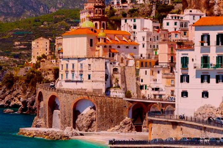 Alice, 30 — Escort in Collobiano, Italy