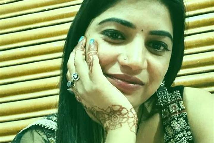 Alice, 30 — Escort in Dhampur, India