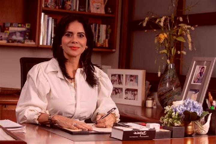 Alice, 30 — Escort in Granados, Mexico