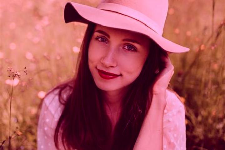Alice, 30 — Escort in Hrustin, Slovakia