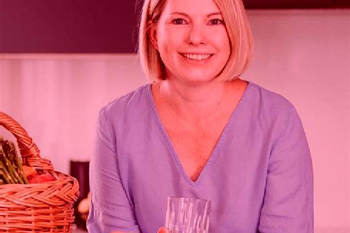Alice, 30 — Escort in Remplin, Germany