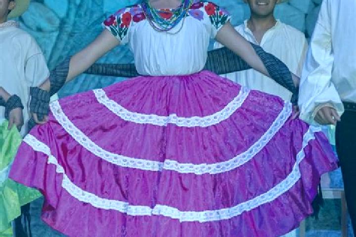 Alice, 30 — Escort in Xochiatipan de Castillo, Mexico