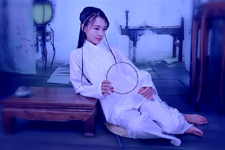 Alice, 30 — Escort in Zhongyi, China