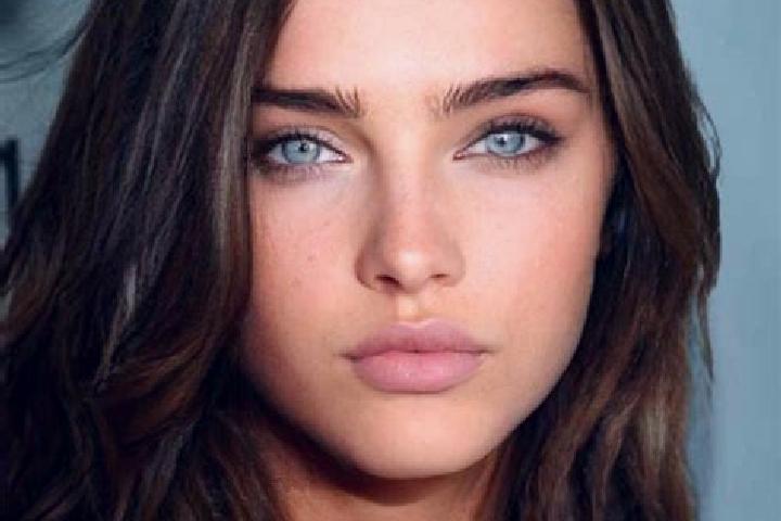 Alice, 31, a brunette dark-eyed slavic companion based in Sudbury. Offering Deep French Kissing, CIM. Available for incall and outcall, day and evening dates.