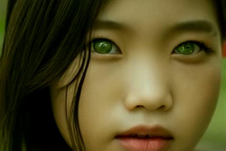 Alice, 31, a brunette green-eyed asian companion based in Chinchina. Offering Erotic Massage, 69, Duos, Couples, Tantra. Available for incall and outcall, da...