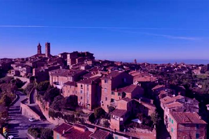Alice, 31 — Escort in Citta della Pieve, Italy