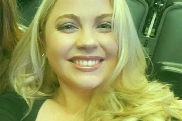 Alice, 31 — Escort in Fairport, United States