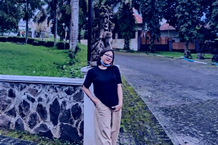 Alice, 31 — Escort in Oebufu, Indonesia