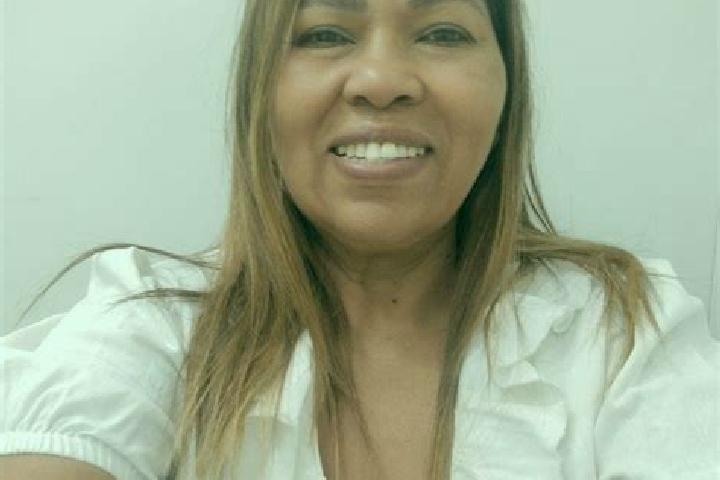 Alice, 31 — Escort in Pedras de Maria da Cruz, Brazil