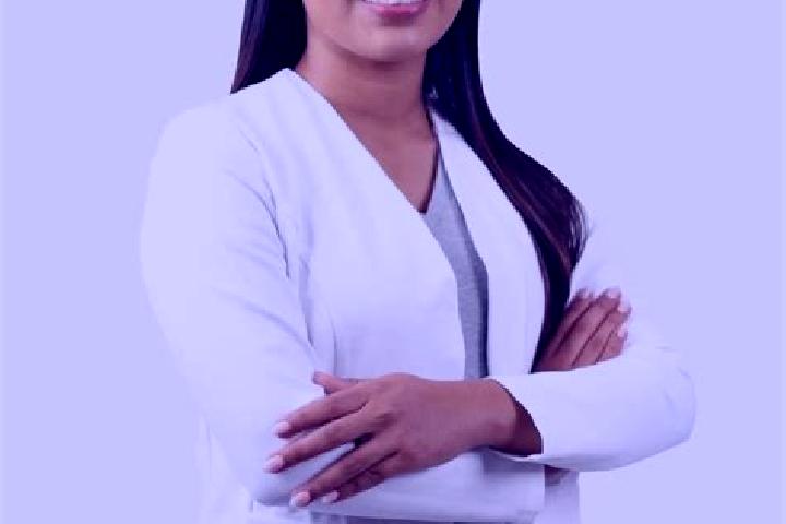 Alice, 31 — Escort in San Vicente, Ecuador
