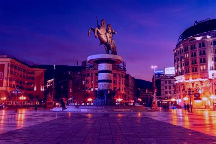 Alice, 31 — Escort in Trnovci, North Macedonia