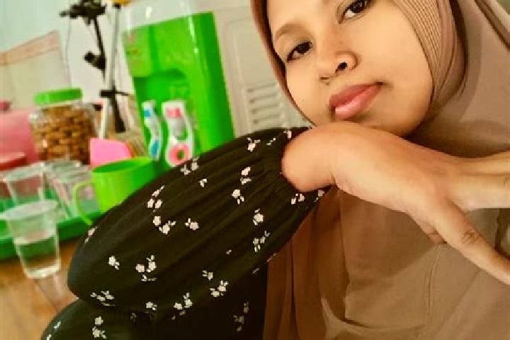 Alice, 31 — Escort in Wainira, Indonesia