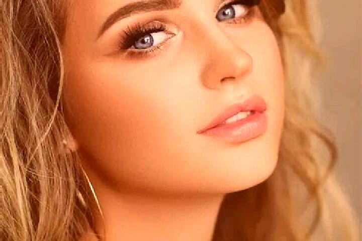 Alice, 32, a dark blonde blue-eyed asian companion based in Taihua. Offering Overnight, Duos, Deep French Kissing, GFE. Available for incall and outcall, ove...