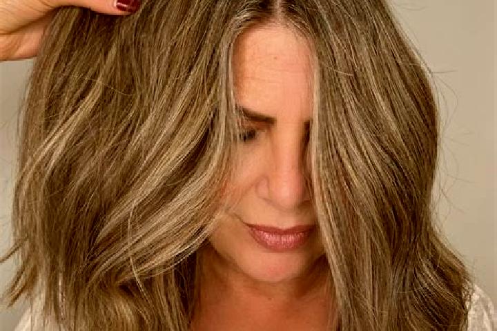 Alice, 32, a dark blonde grey-eyed mediterranean companion based in Arradon. Offering GFE, Party Girl, Deep French Kissing, Fetish. Available for incall and ...