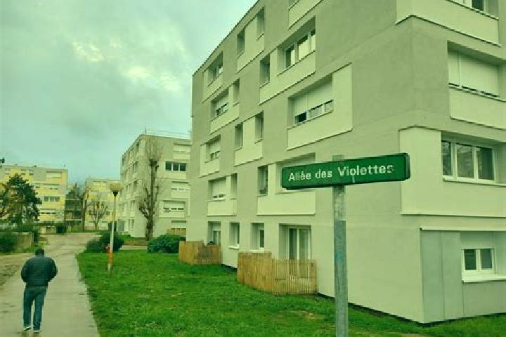 Alice, 32 — Escort in Carrieres-sous-Poissy, France