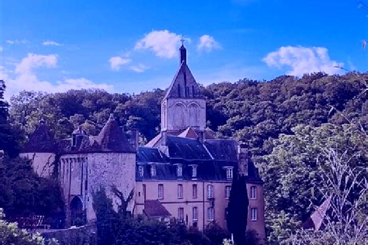 Alice, 32 — Escort in Cuzion, France