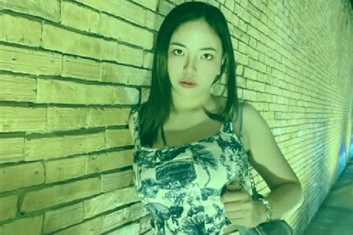 Alice, 32 — Escort in Katur, Indonesia