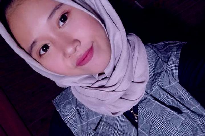 Alice, 32 — Escort in Menganti, Indonesia