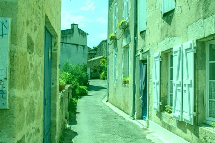 Alice, 32 — Escort in Moncrabeau, France