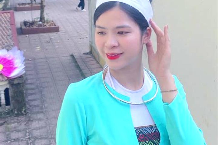 Alice, 32 — Escort in Muong Nhe, Vietnam